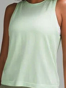 Lululemon Swiftly High Neck Tank Race length Mint green Sz. 6 NWT